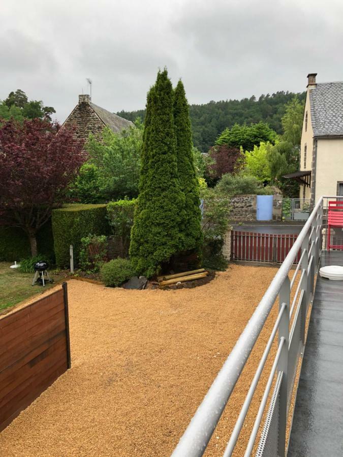 Les Gites Du Paradis Murol Eksteriør bilde